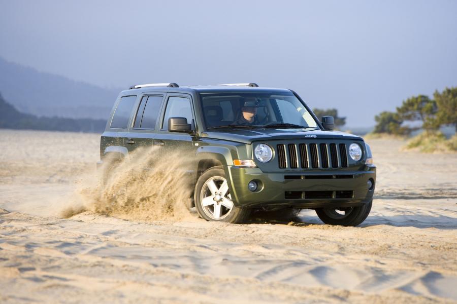  Jeep Patriot 2007 года  (фото 16 из 134)